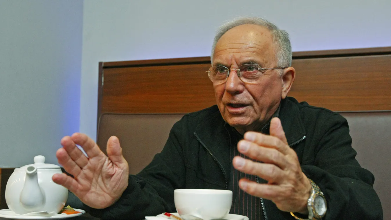 „Ilyen balesetem soha életemben nem volt” - Vitray Tamás súlyos anyagi kárral számolhat