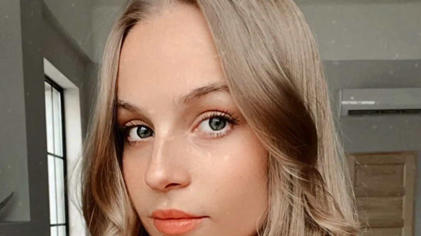 Mi történt Iszak Eszter kebleivel? - Videó