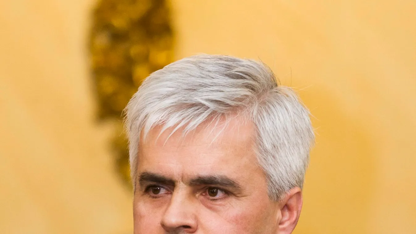 Az egészségügyi dolgozók több mint 95 százaléka aláírta az új szerződését