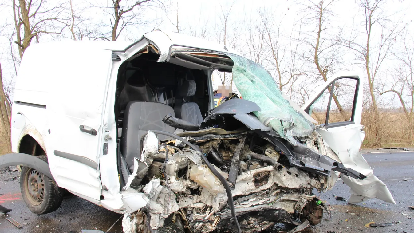 Három ember meghalt, megrázó fotók a baleset helyszínéről