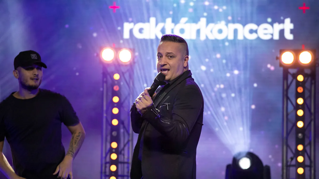 Földöntúli szépség L.L. Junior kislánya - Fotó