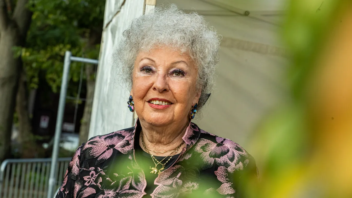 Fodor Zsóka is megkapta a koronavírus elleni kínai vakcinát!