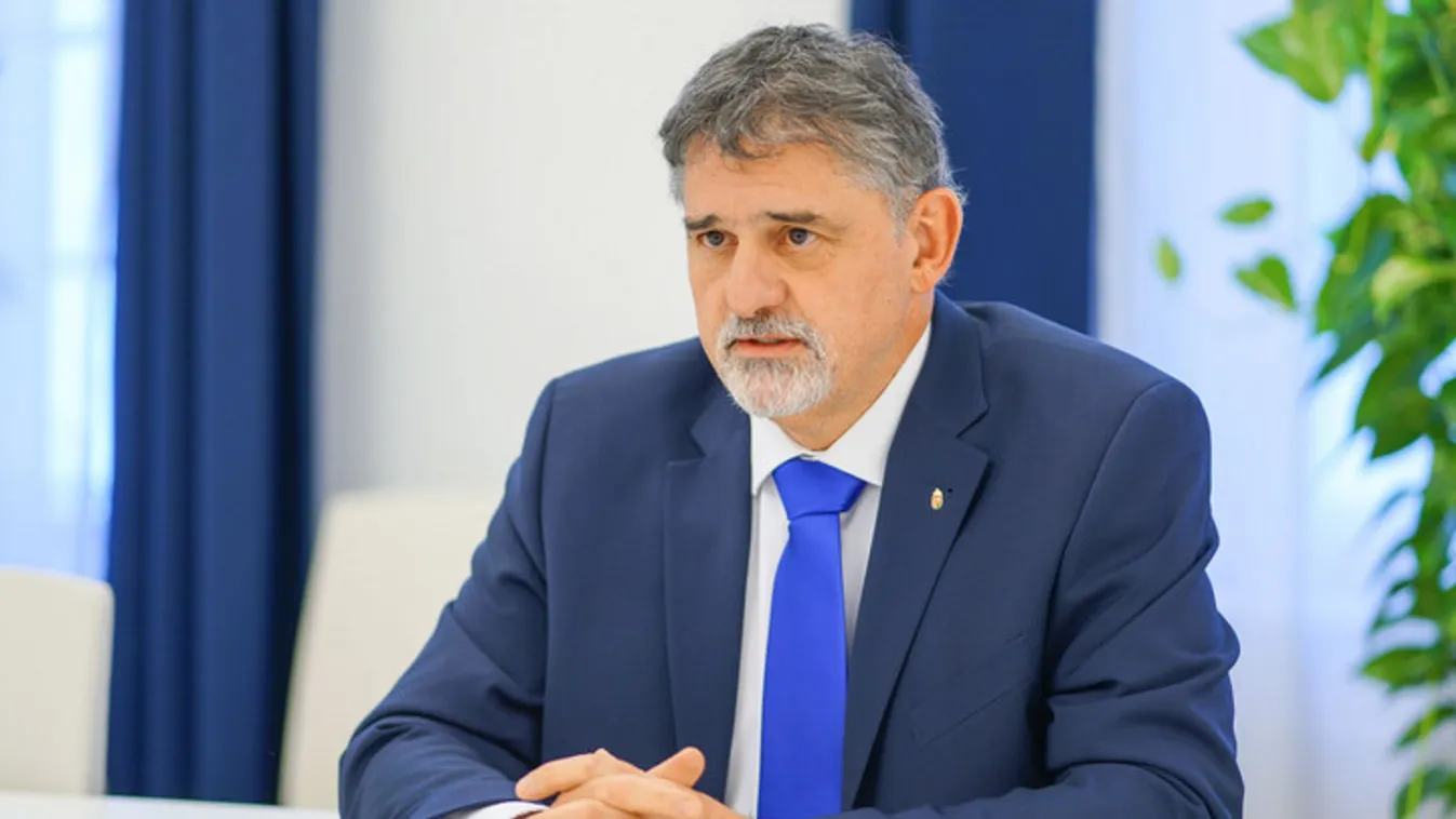 György István: Versenyt futunk az idővel, tovább gyorsítunk az oltáson