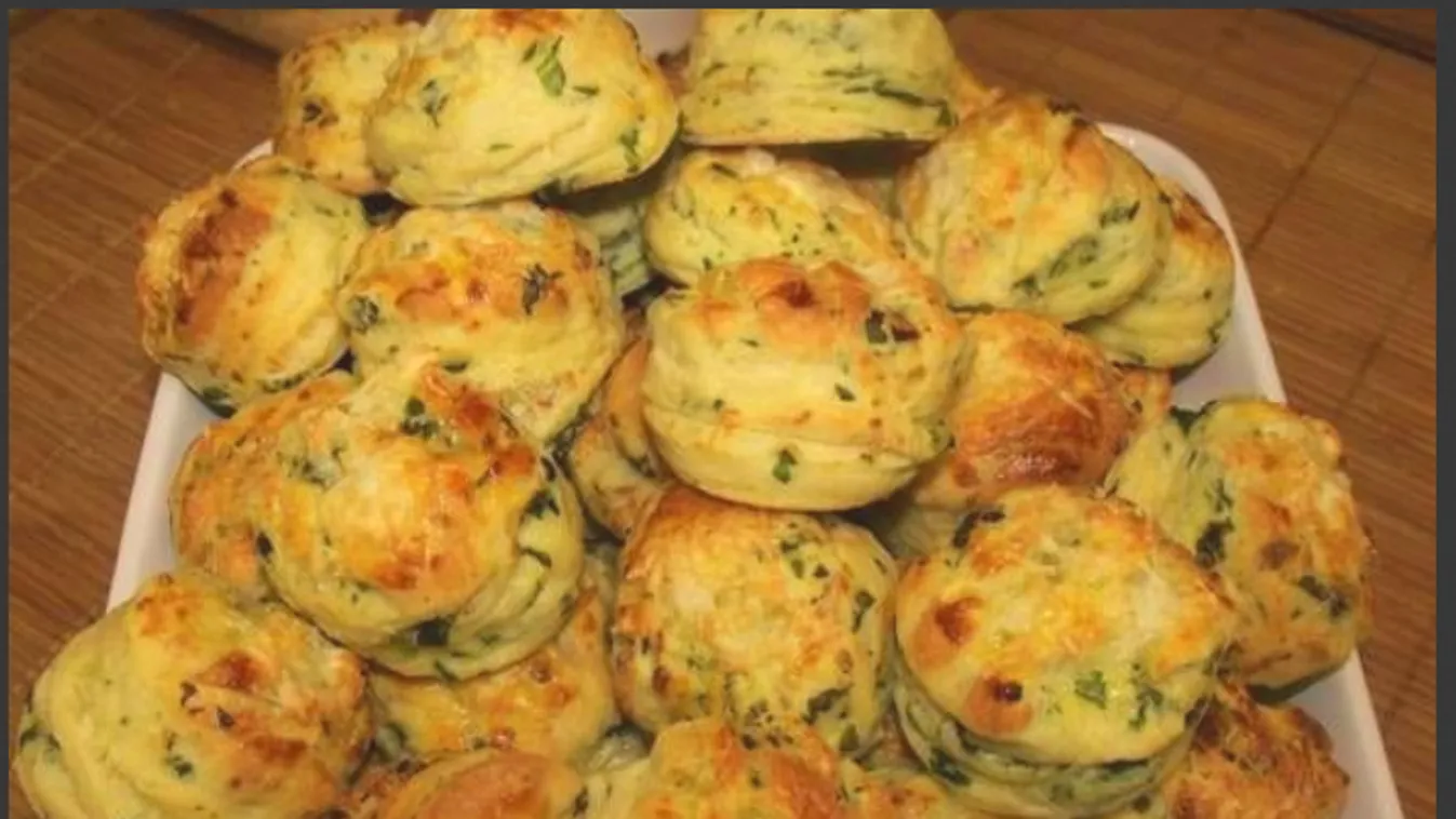 Ez lesz a húsvét sztárja, itt a medvehagymás pogácsa