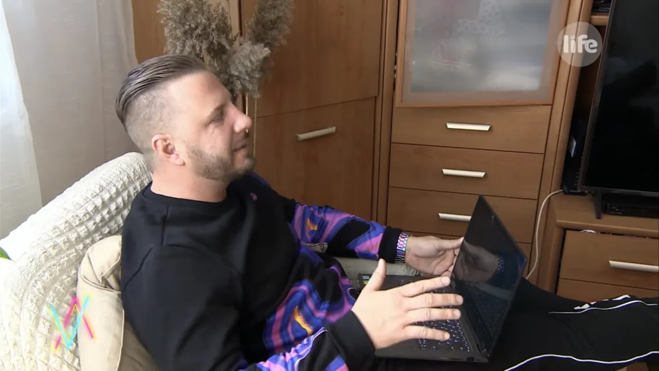 Zámbó Krisztián a WC-re menekült menyasszonya elől - Videó