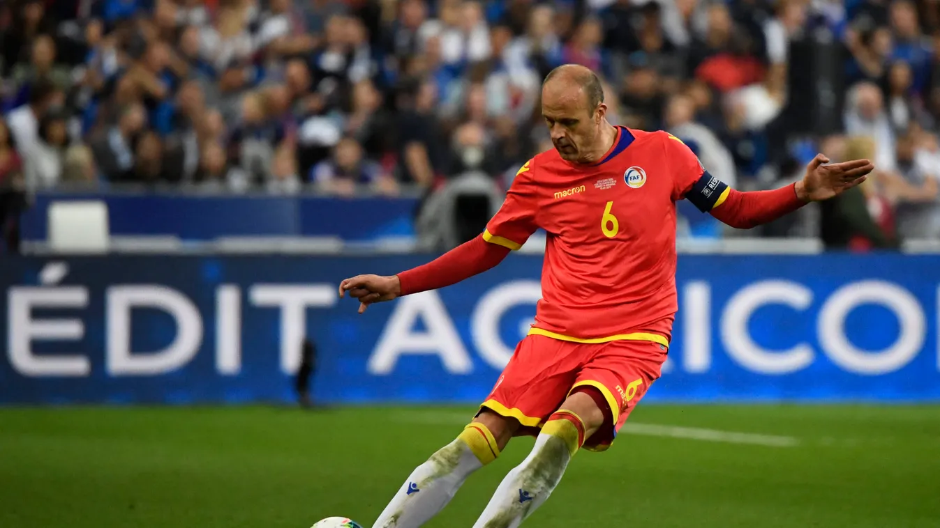 "Nem tisztelik a jogaimat" - a koronavírus miatt rúgták ki a magyarok ellenfelét