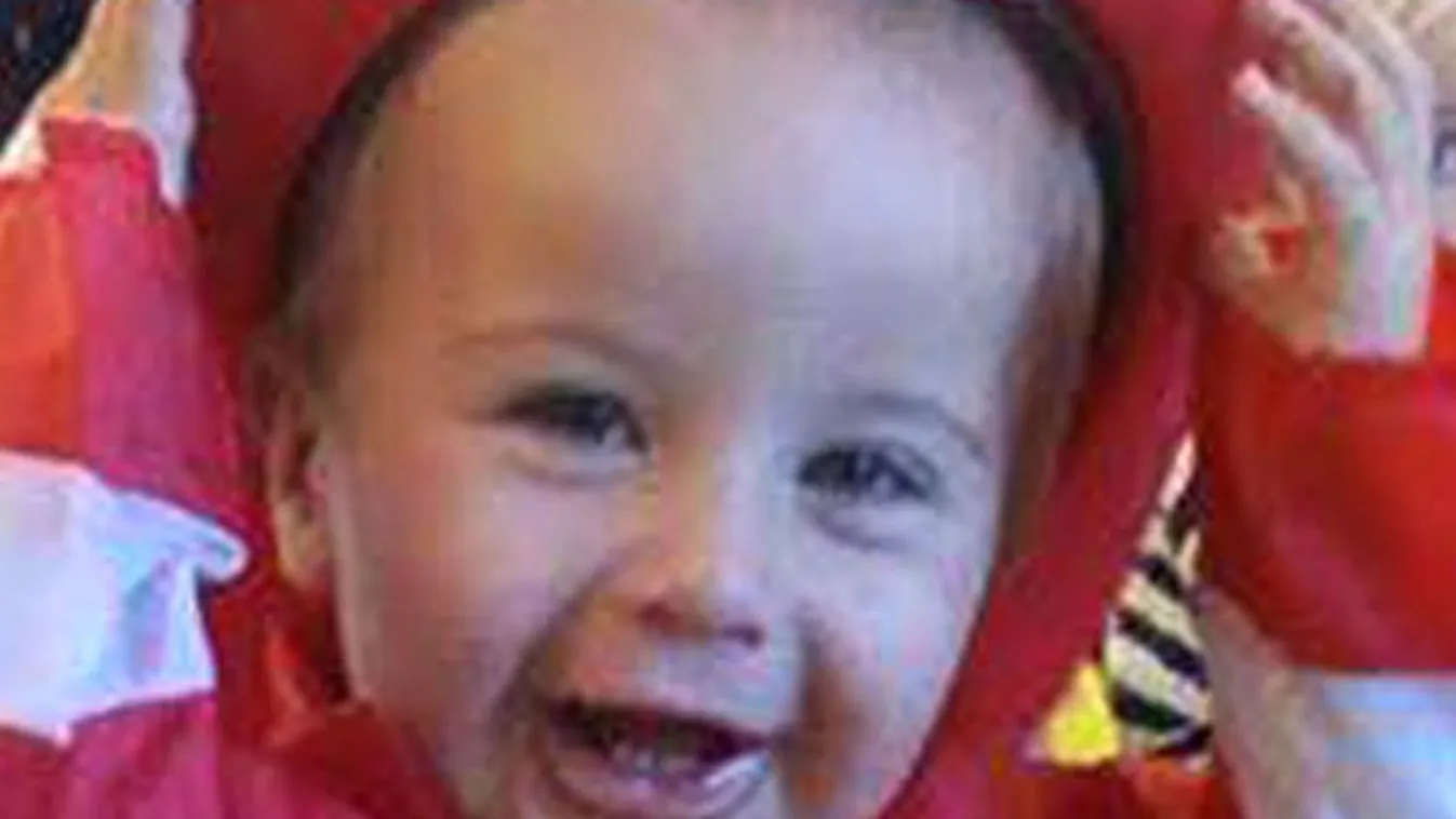 Felfoghatatlan fájdalom: ebéd közben, édesanyja szeme láttára halt meg a 2 éves kisfiú