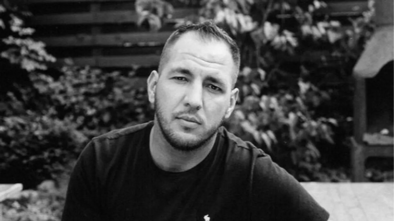 Valamelyikük hazudik: Vajon Curtis vagy Krisztike az?