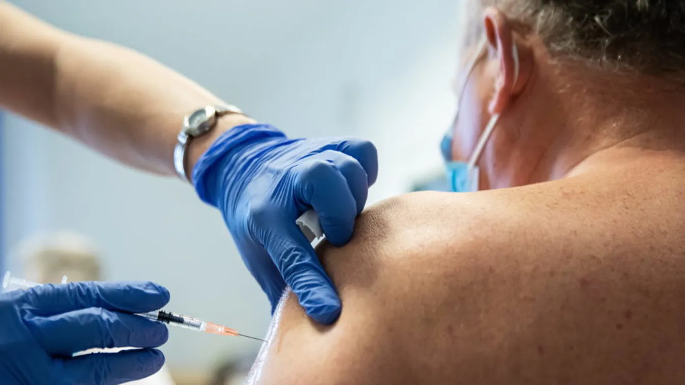 Lerántotta a leplet Izrael: ennyien haltak meg a Pfizer vakcina után