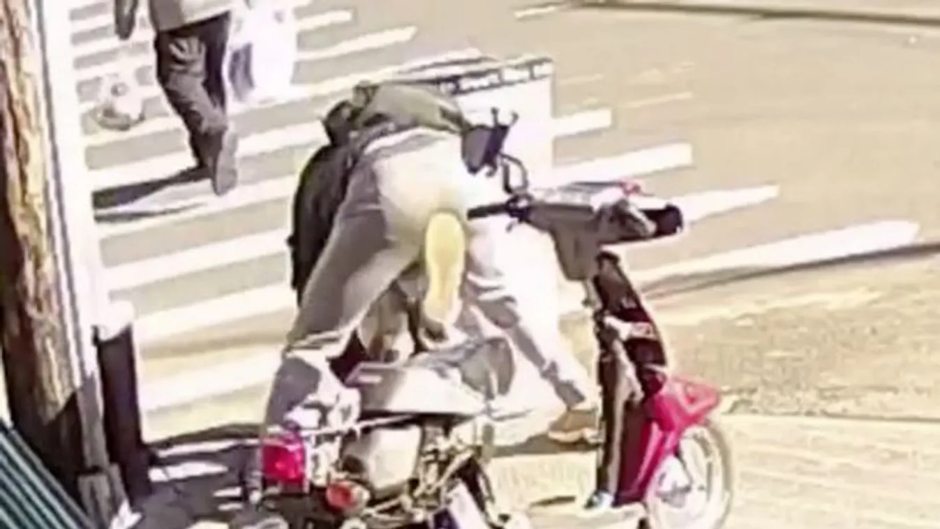 Megrázó: itt a felvétel arról, ahogy brutálisan megkéselték a 15 éves fiút