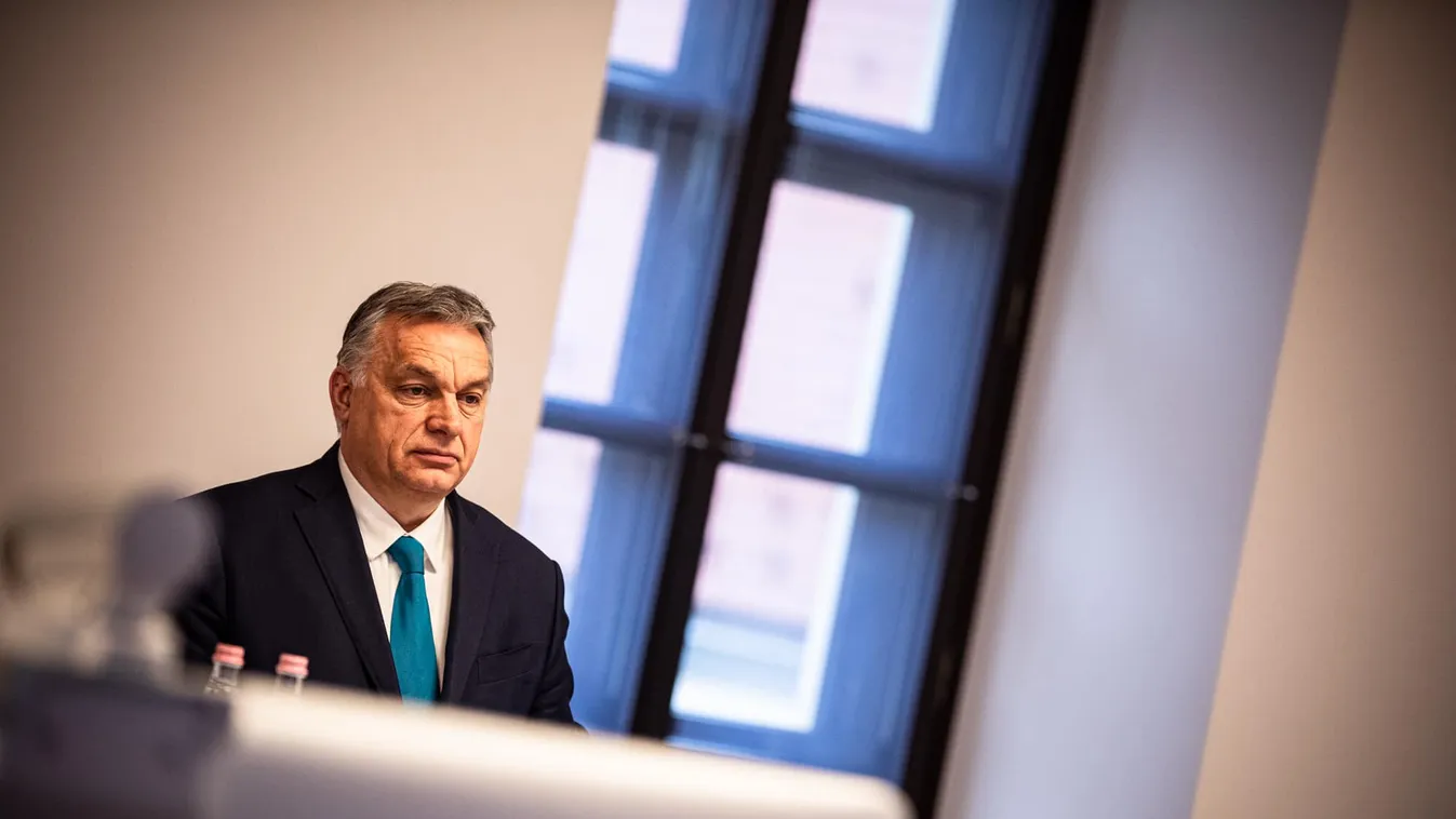 Negyedórát kér az életéből Orbán Viktor!