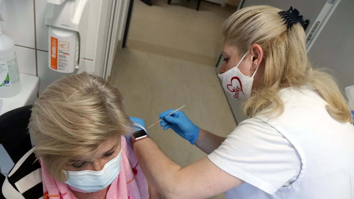 Itt a bizonyíték: megdöbbentő hatása van a tanárok védőoltásának a diákokra