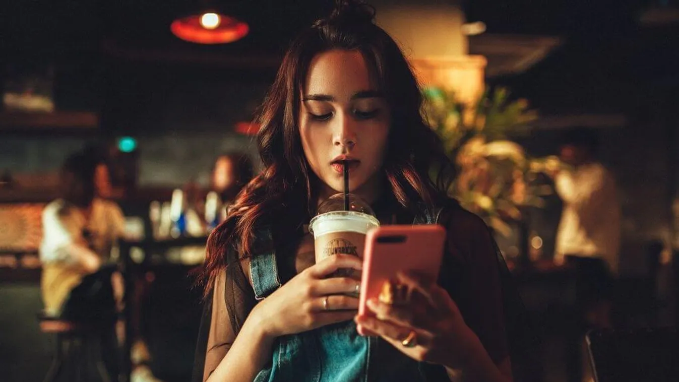 Ezek a TikTok-os kihívások több ezer kapcsolatot tettek már tönkre, vigyázz velük!