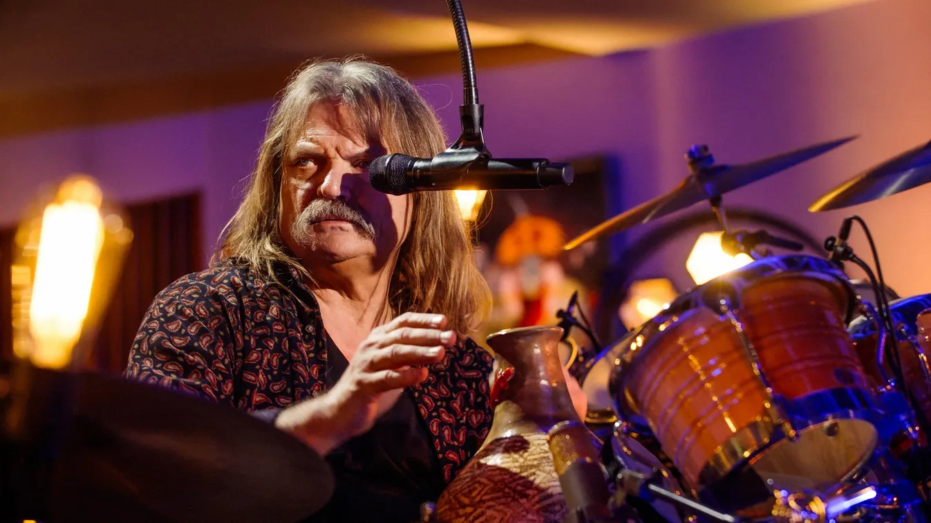 Leslie Mandoki elárulta, mivel töltötte az idejét a karantén alatt