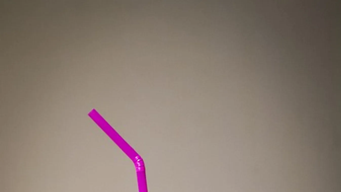 Itt a kávézás új módszere, ami máris letarolta a TikTok-ot, ismerd meg a proffee-t