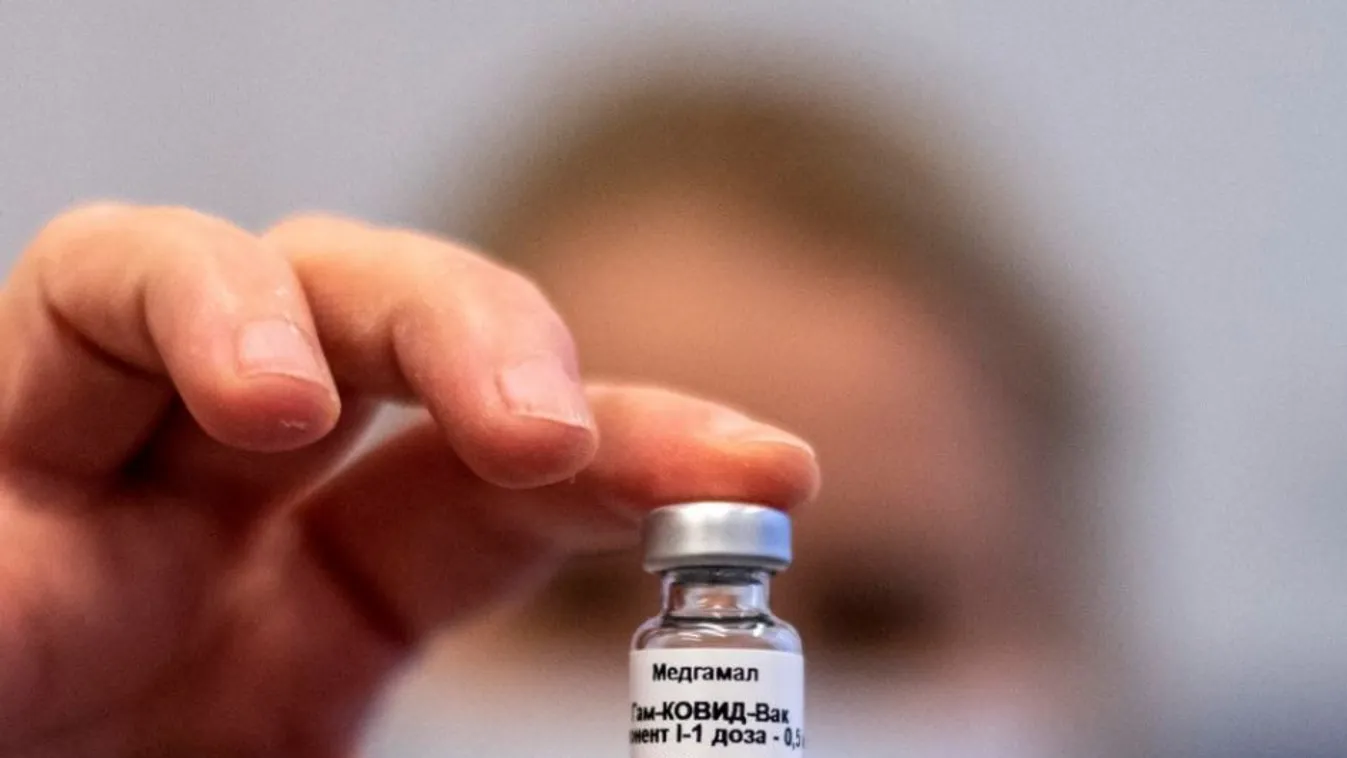 Újabb Szputnyik V szállítmány érkezett az éjjel Budapestre – Videó