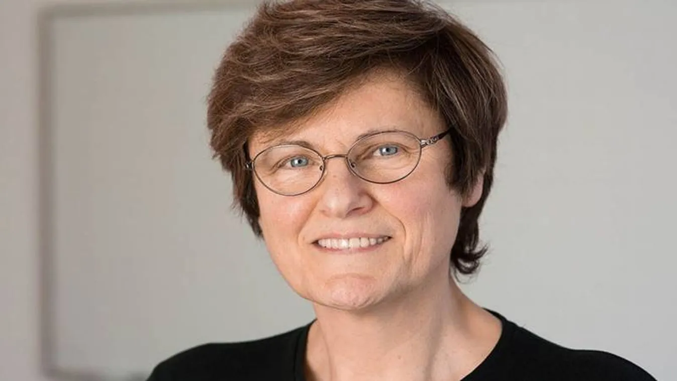 Kiderült, ennyi pénzt keresett óránként Karikó Katalin, a vakcina anyja