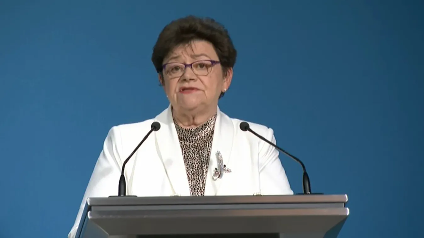 Müller Cecília: Csak a védőoltás segíthet!