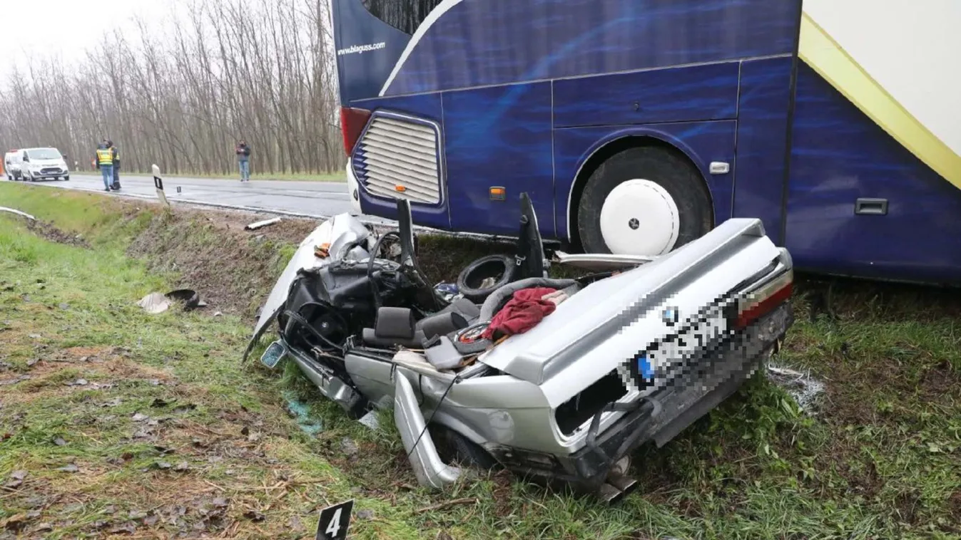 Brutális autóbaleset: pillanatok alatt odalett a 22 éves fiú élete Győrszemerénél