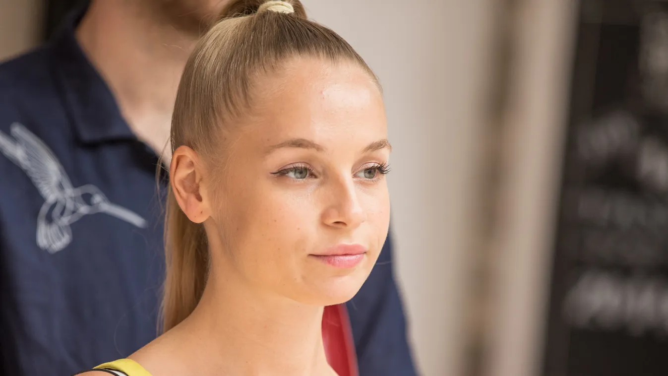 Súlyos beteg a magyar műsorvezető: szerelme a karjaiban vitte be a kórházba