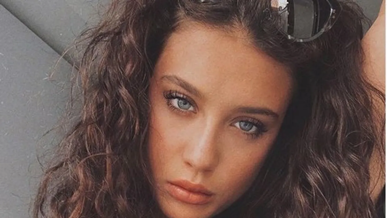 Anyaszült meztelenül mutatta meg a testét A nagy pénzrablás bombázója - Fotó