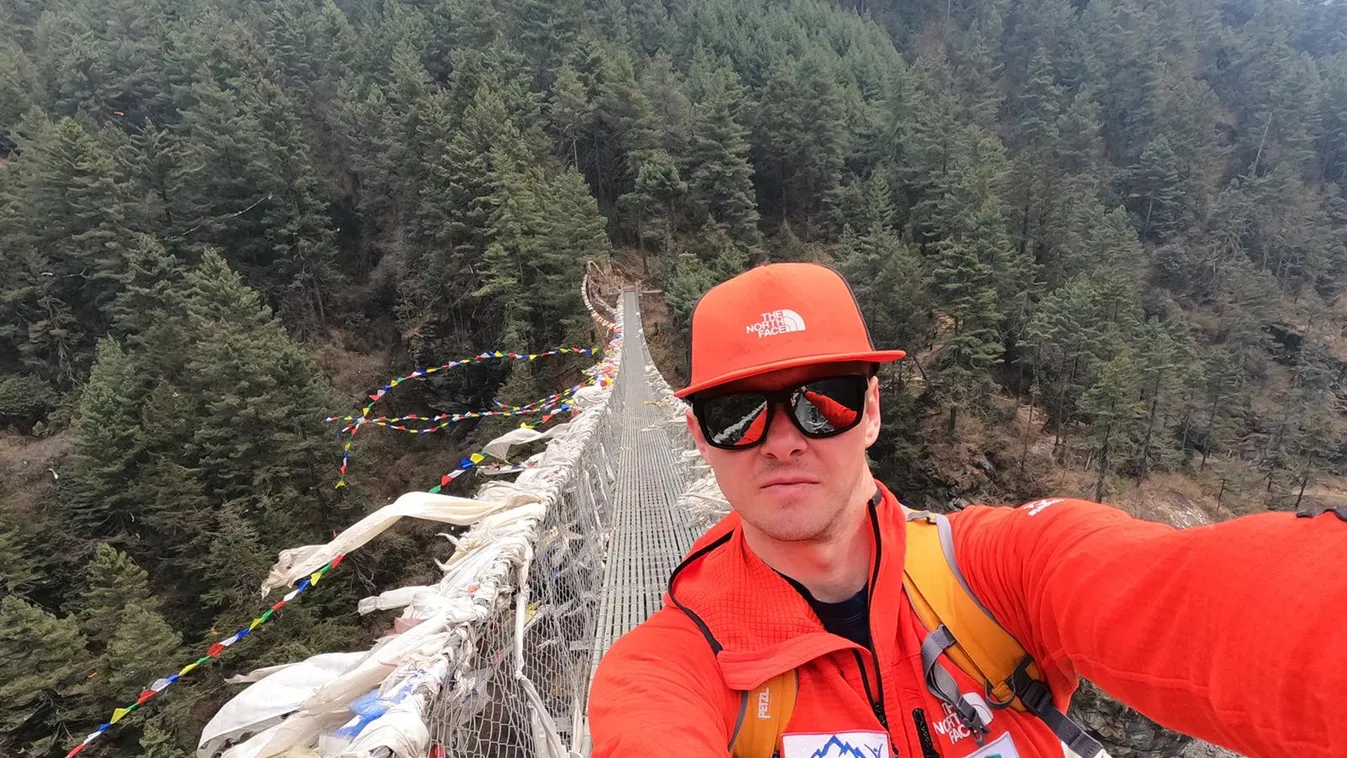 Varga Csaba megérkezett a Mount Everest alaptáborába