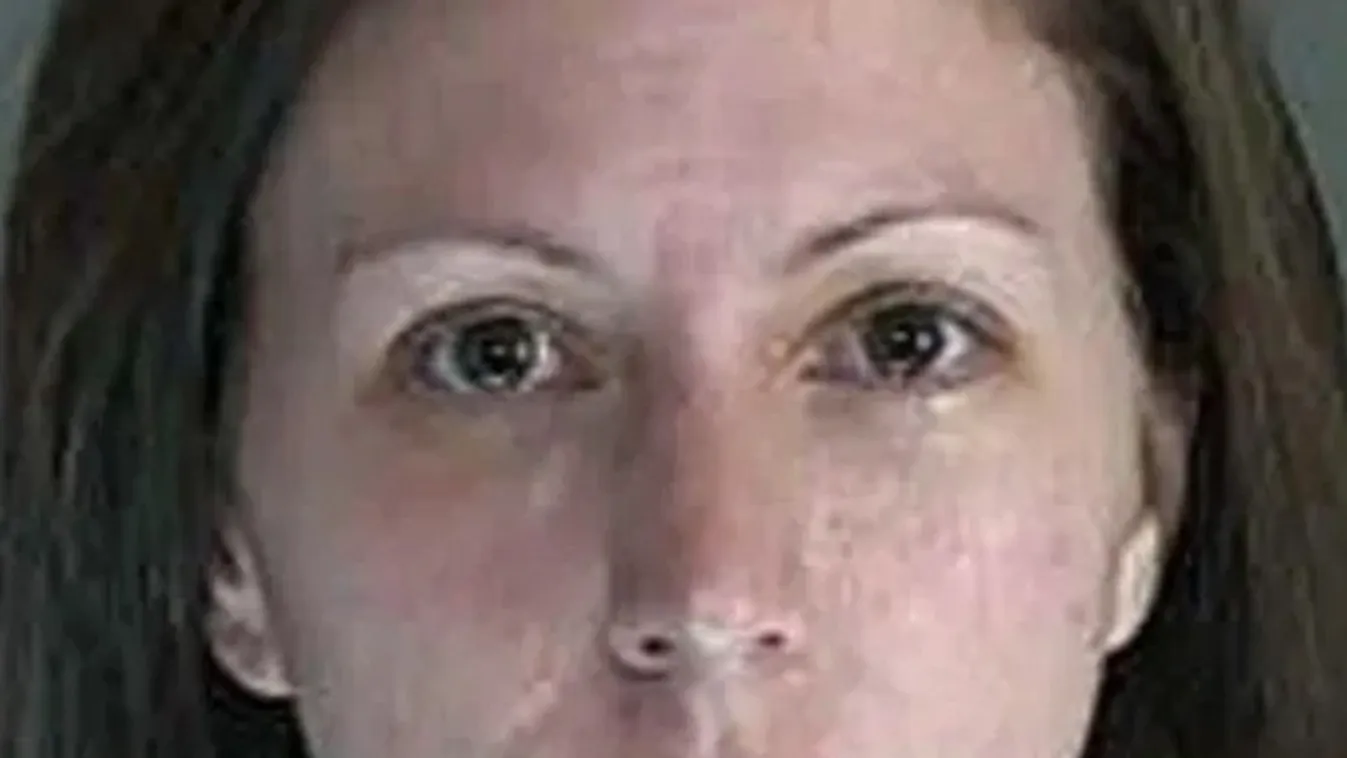 Megint lecsukták az orálmániás matektanárnőt, ezt tette a diáklánnyal - Fotó