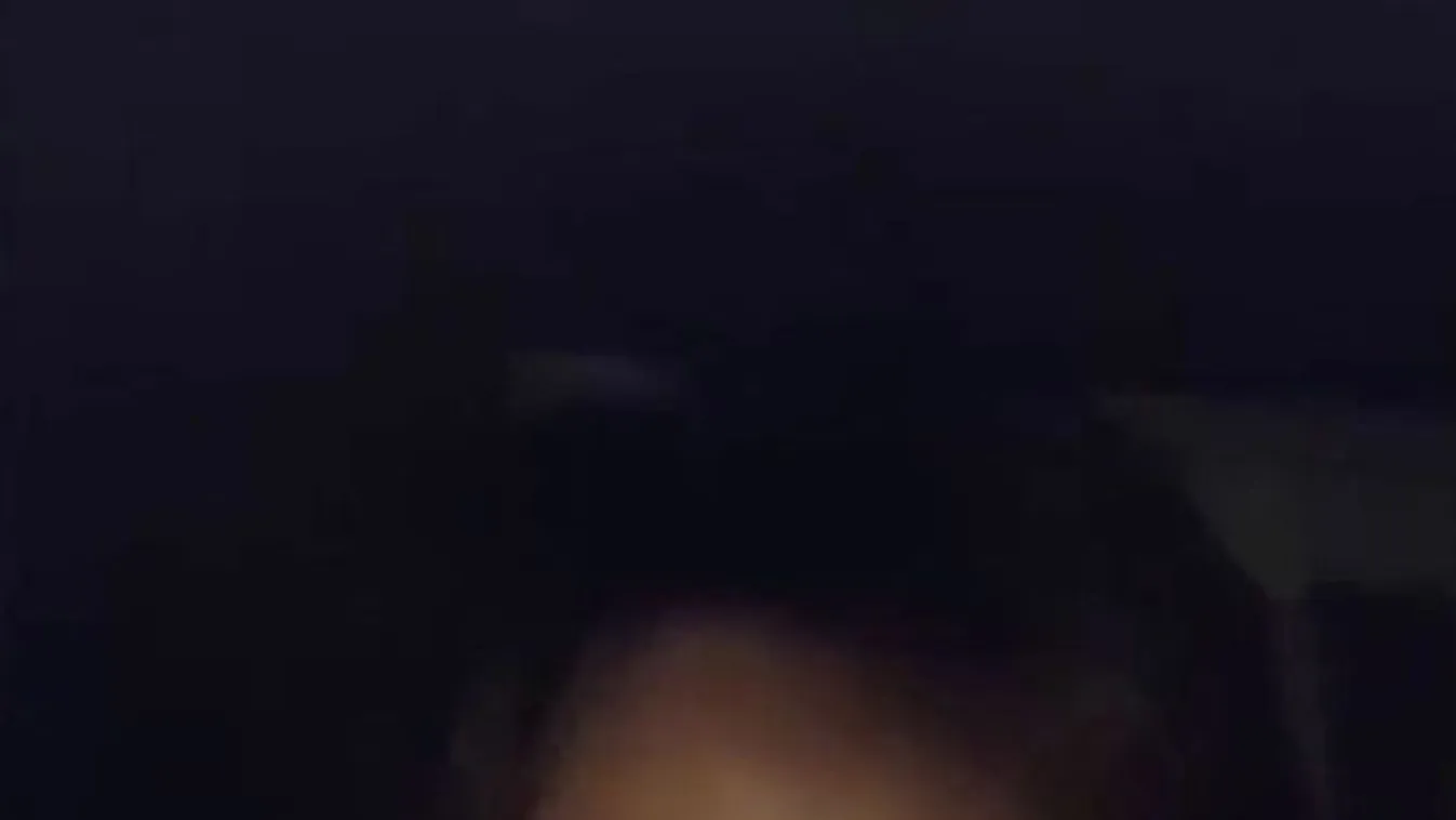 Rémisztő, mi tűnt fel a kétgyermekes anyuka mögött a TikTok-videóban