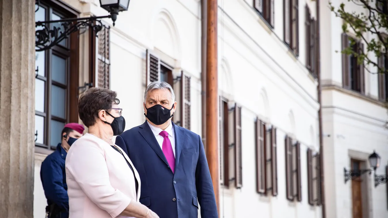 Orbán Viktor Supermanként köszöntötte Müller Cecíliát