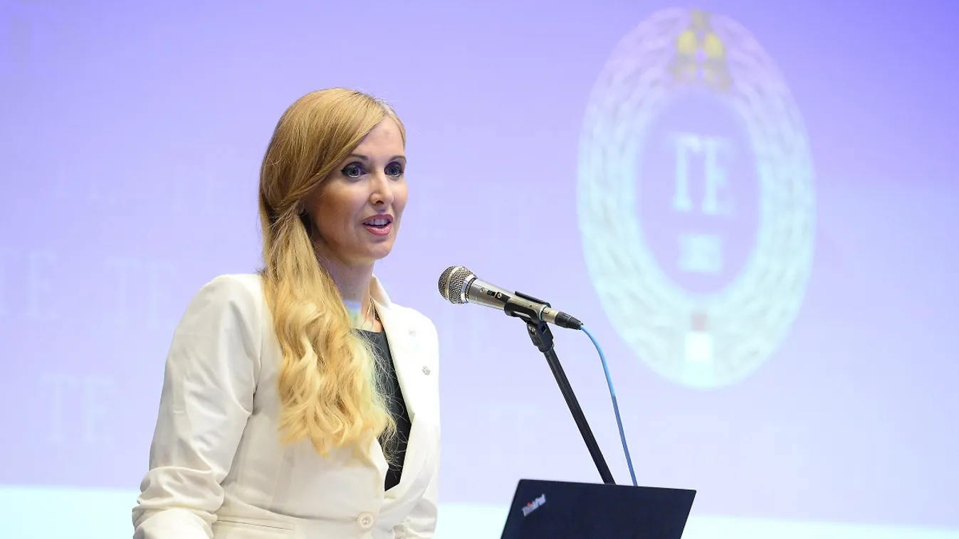 146 éves üzenet: erről szól a mai nap Magyarországon