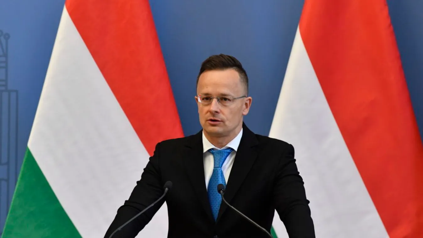 Szijjártó: újabb 1,2 millió Sinopharm-vakcina érkezett Magyarországra