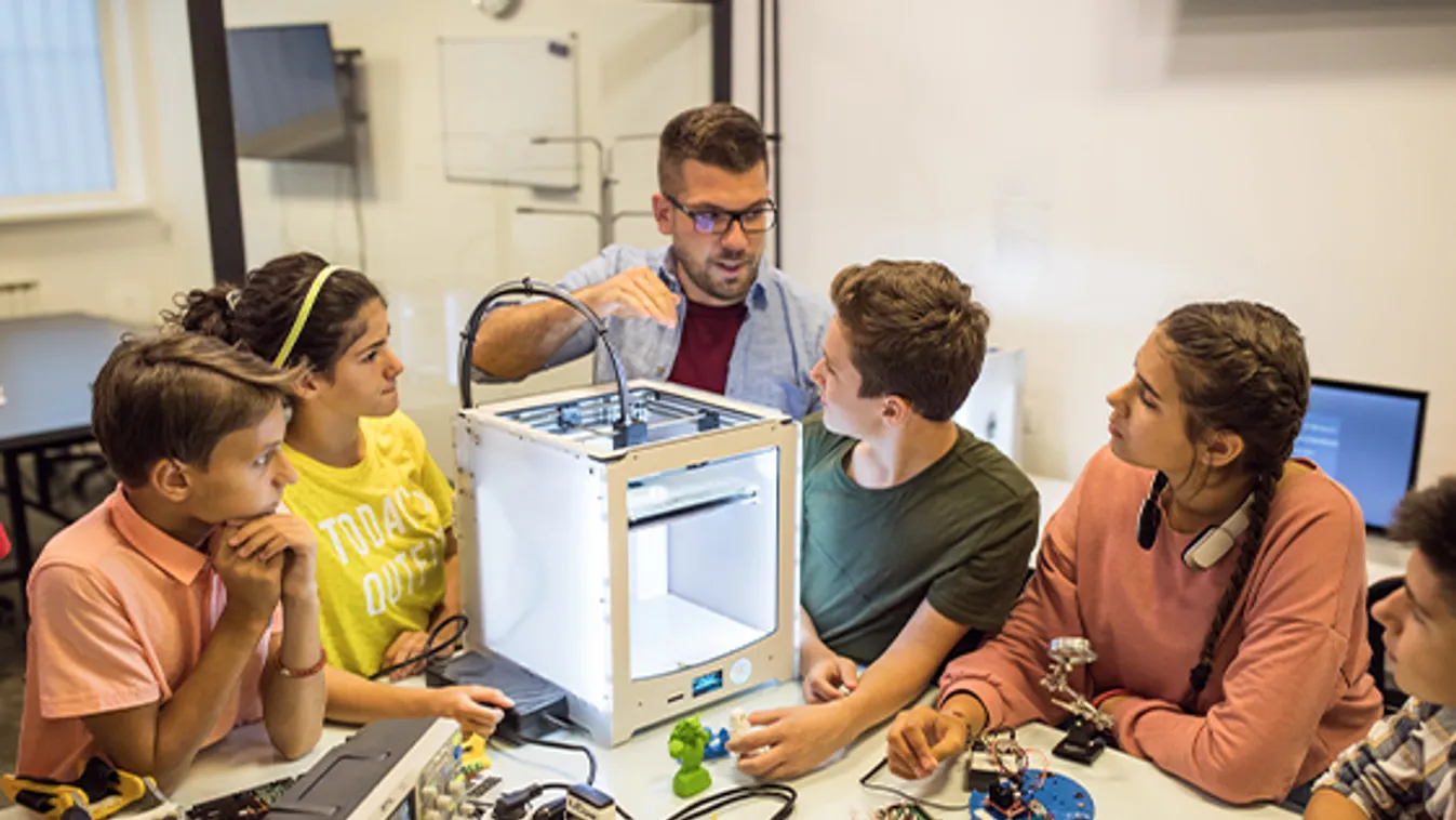 Öt újabb iskola léphet a jövő útjára a High-Tech Suli pályázatával