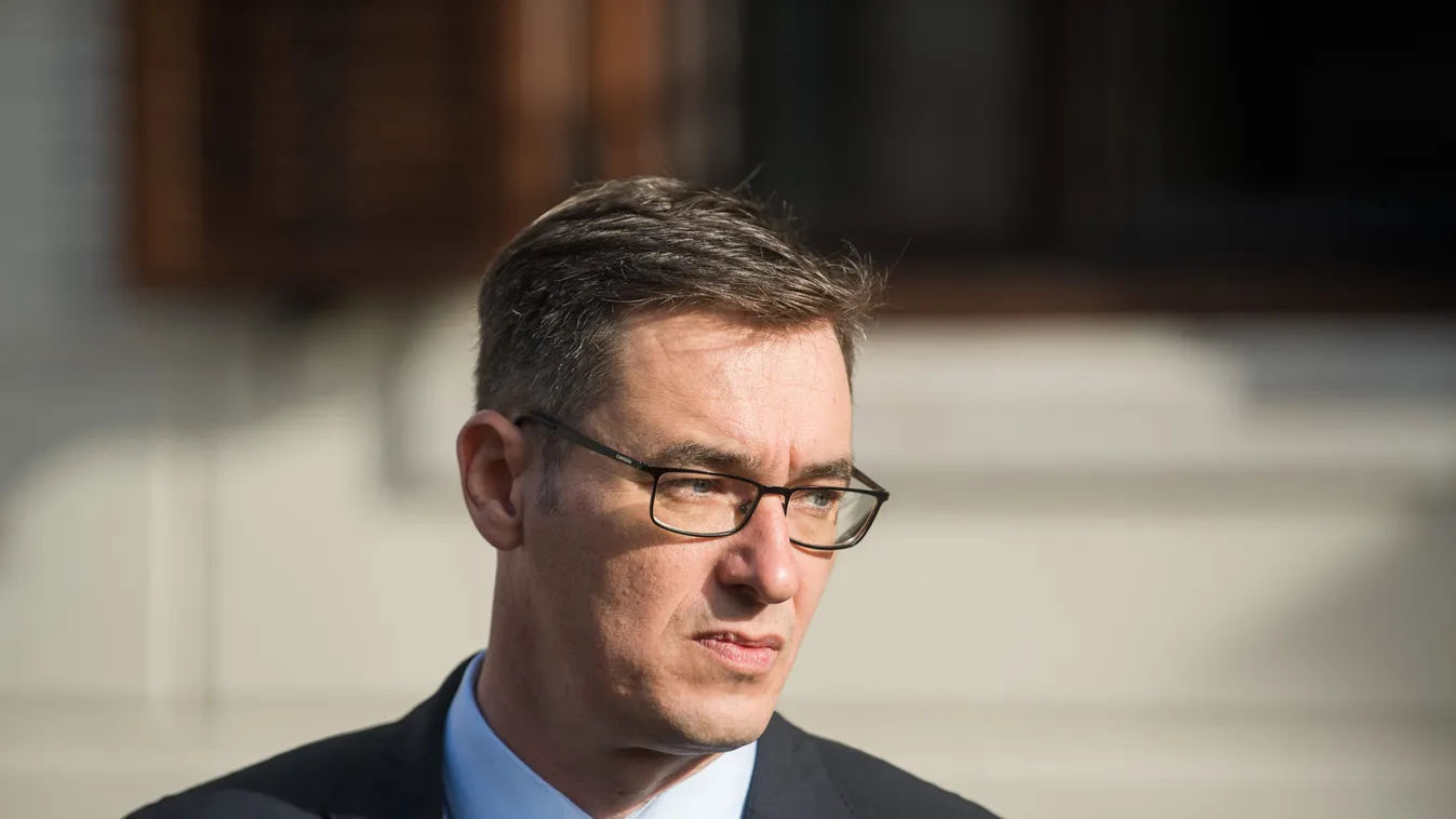 Nyírtassiak Karácsony Gergelyről: Ez egy analfabéta