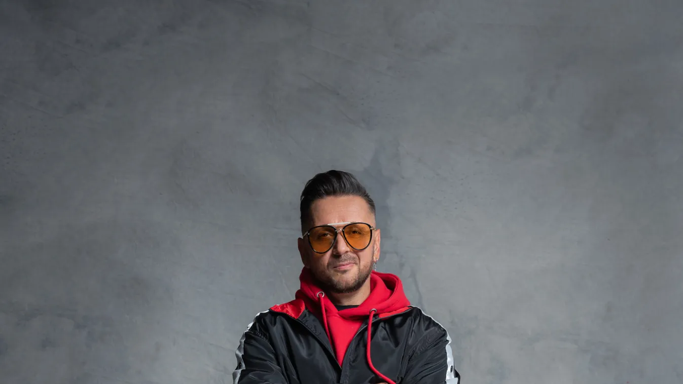 Majka és Dzsudzsák Balázs közös képen, találgatnak a rajongók