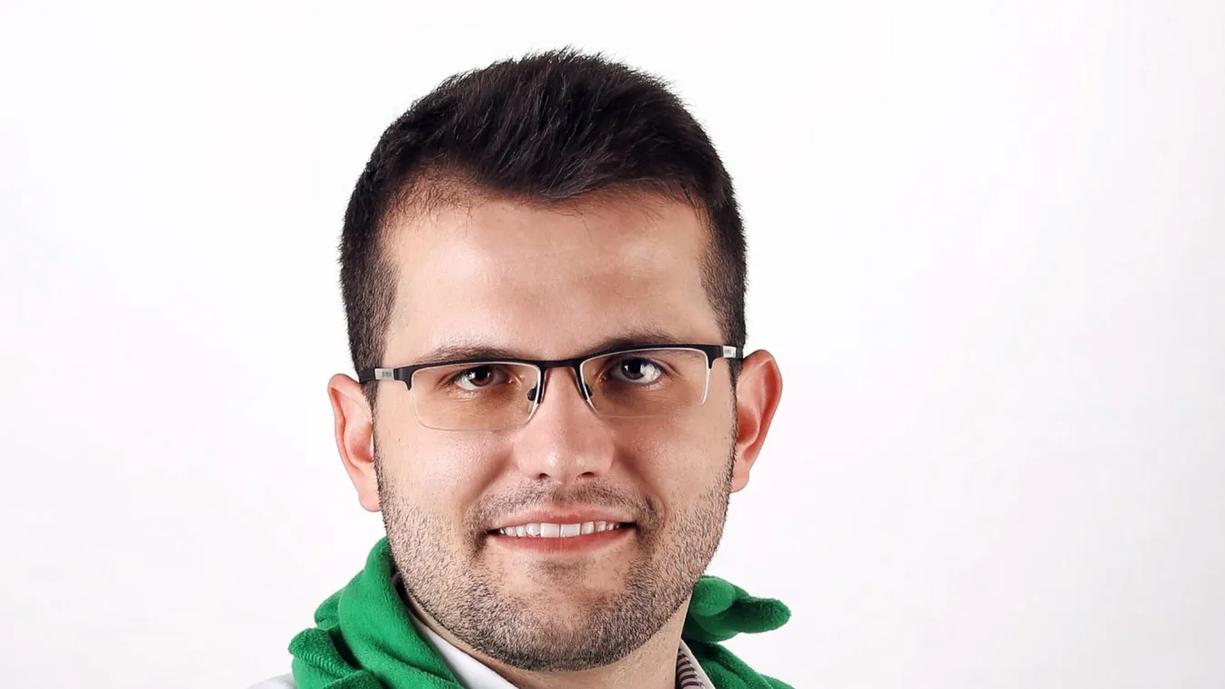 Kötelező lehet a Covid-elleni oltás? Meglepő kijelentést tett dr. Novák Hunor