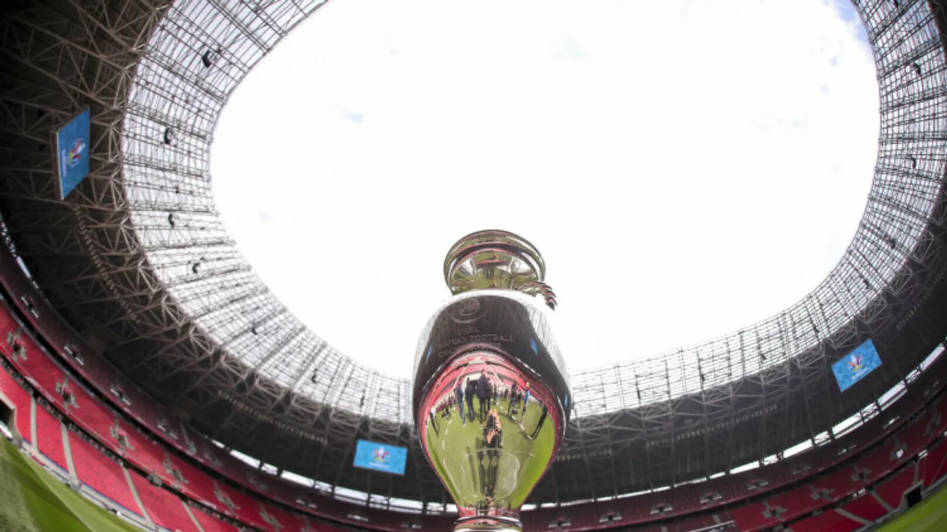 Fantasztikus hírt kaptak a magyar fociszurkolók