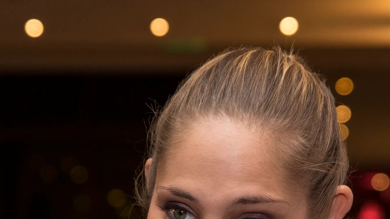 Megdöbbentő fotók készültek Adáról a császármetszés után - Fotó