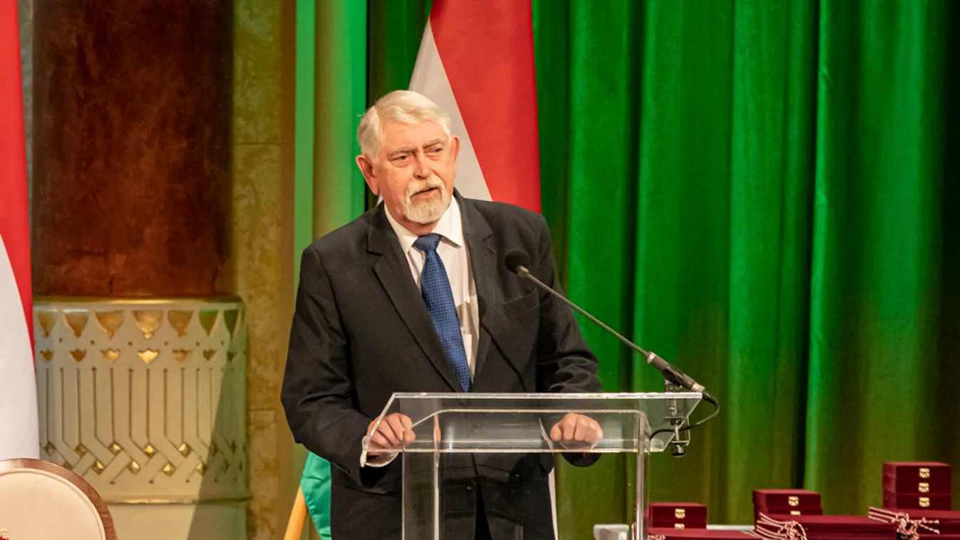 Sokaknak nagy nap volt a mai: Kásler Miklós művészeket tüntetett ki