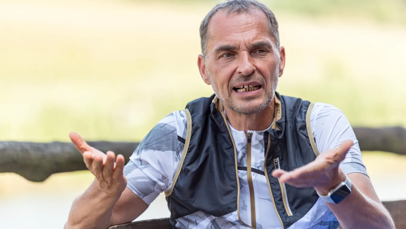 Palik László elköltözött a családjától