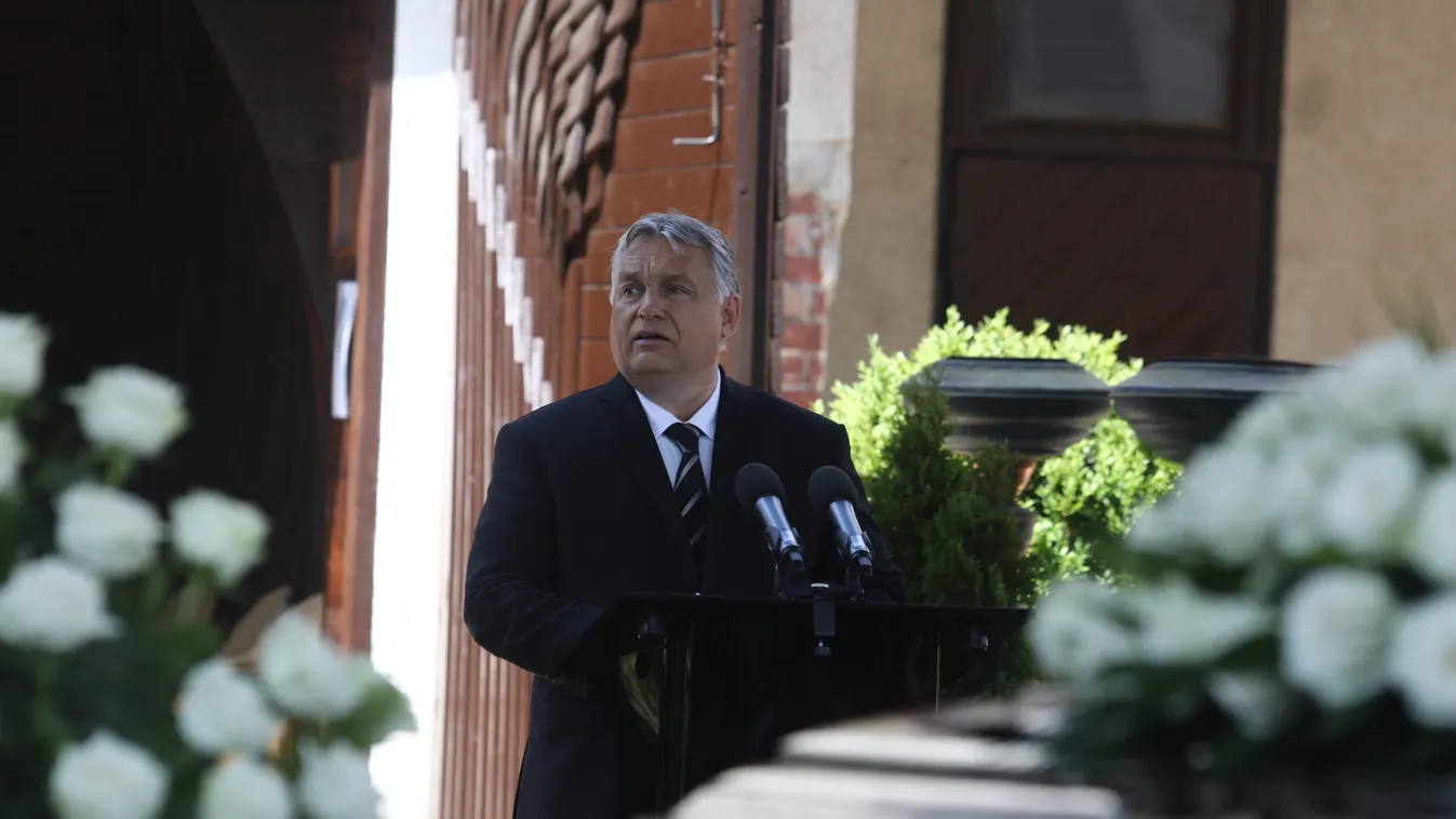 „Meghalni nehéz, jól meghalni pedig különösen az” – így búcsúzott Orbán Viktor Jankovics Marcelltől