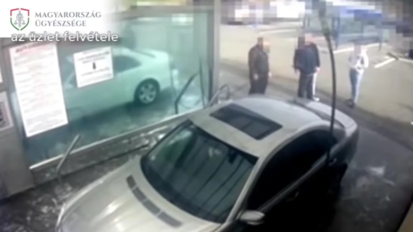 Gyanútlanul indult az autómosóba a magyar férfi, durva, ami ezután történt - Videó