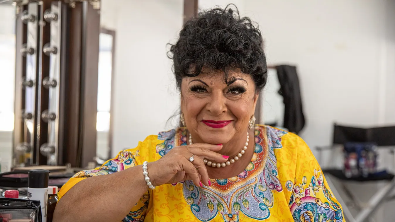 Gerincproblémákkal küzd Bangó Margit, ülve adott koncertet - Fotók