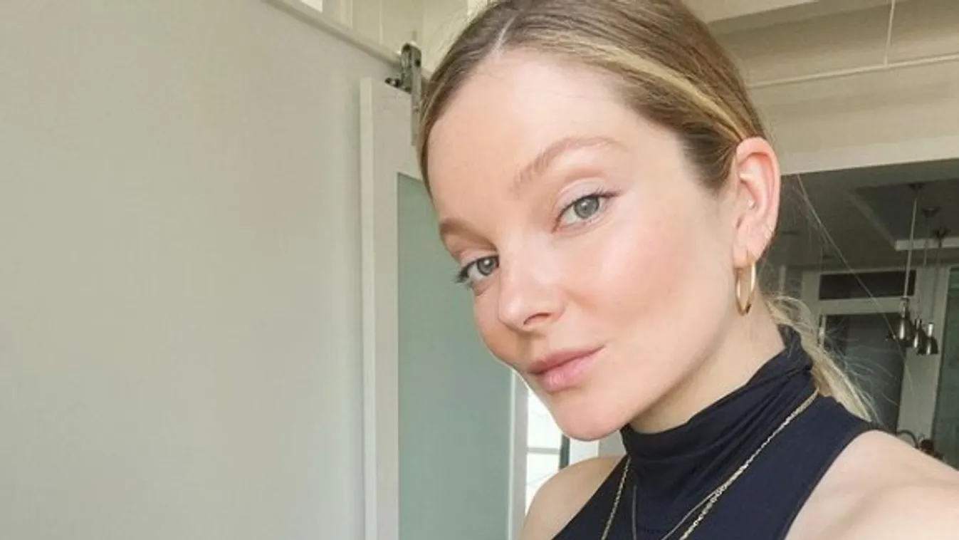 Még utoljára levetkőzött a szülés előtt Mihalik Enikő - Fotók