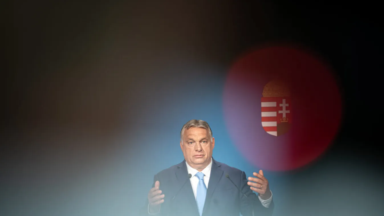 Orbán Viktor komoly bejelentést tett a nyugdíjprémiummal kapcsolatban