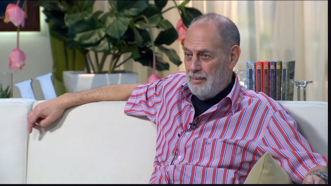 Kiderült, csak este jár ki az utcára Boros Lajos