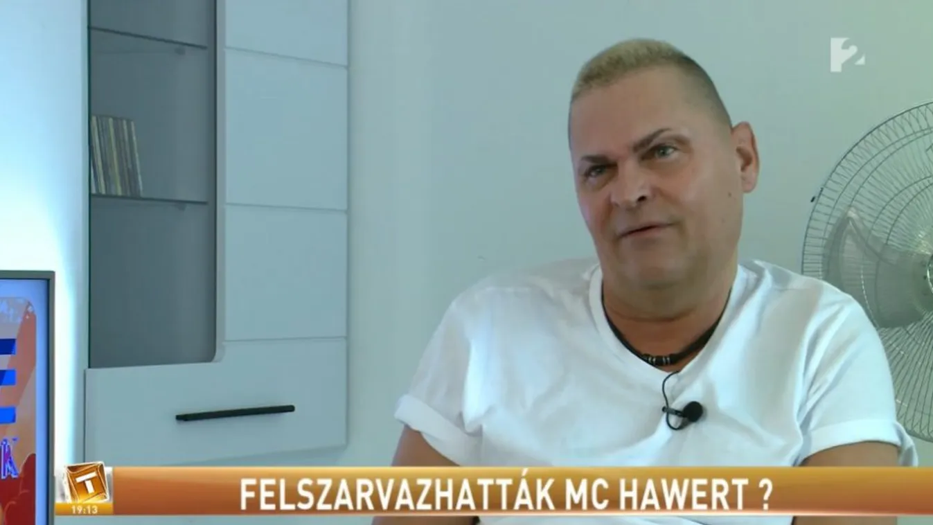 Már a szakítás előtt megcsalta a kedvese a népszerű magyar énekest?