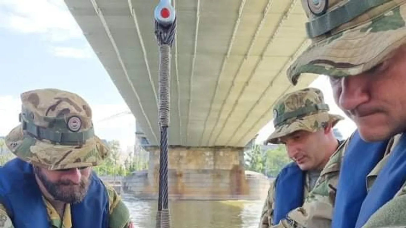 100 kilós légibombát hatástalanítottak a Lánchídnál, itt a fotó