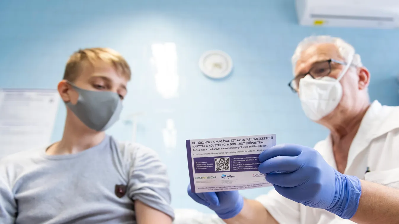 Elárulta a virológus: ezért oltják a gyerekeket a Pfizer vakcinájával