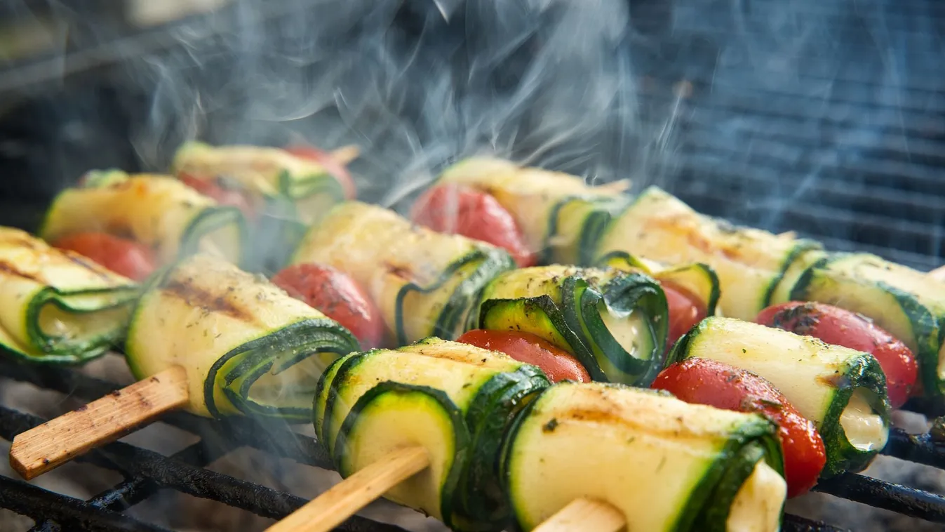 Hoppácska! Te már grilleztél szalonnával zöldségeket?