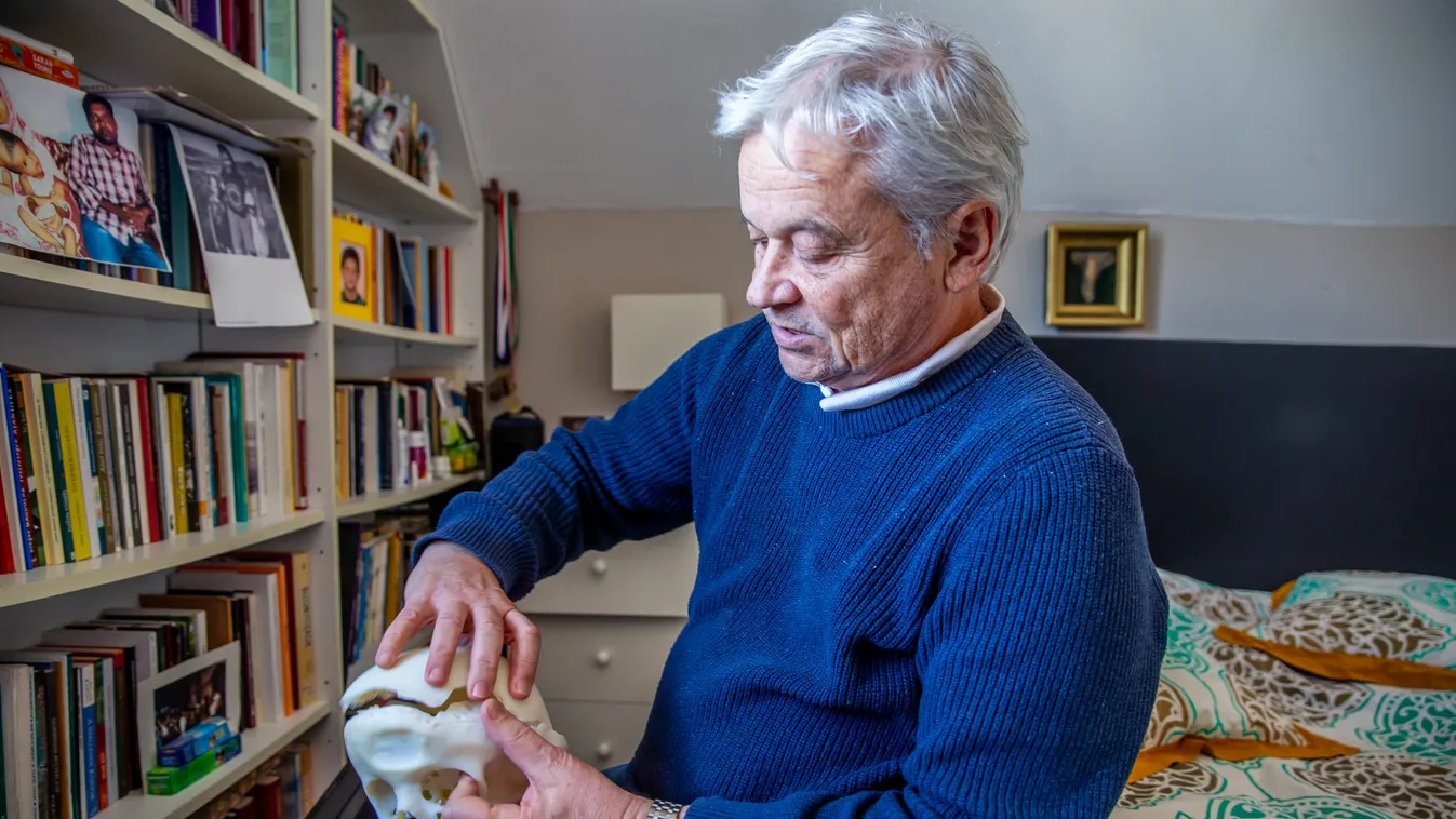 Csókay bevallotta: próbababákon is gyakorolt a műtősnőkkel